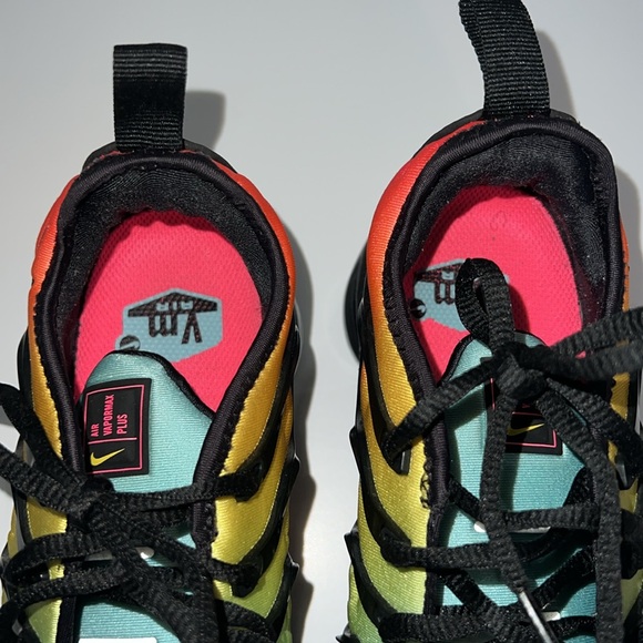 LAST CHANCE - Nike Air VaporMax Plus - Tropical Sunset - Size 6.5 - Picture 5 of 13